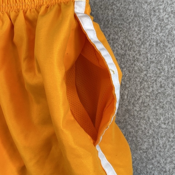 NIKE Men’s Swim Trunks Shorts M Mesh Liner Gray Orange 9" travel cruise beach - Picture 7 of 11